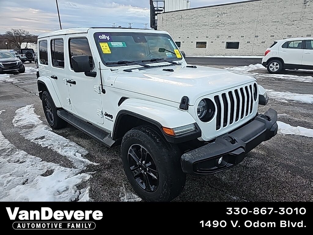 Used 2022 Jeep Wrangler Unlimited Sahara Altitude 4WD