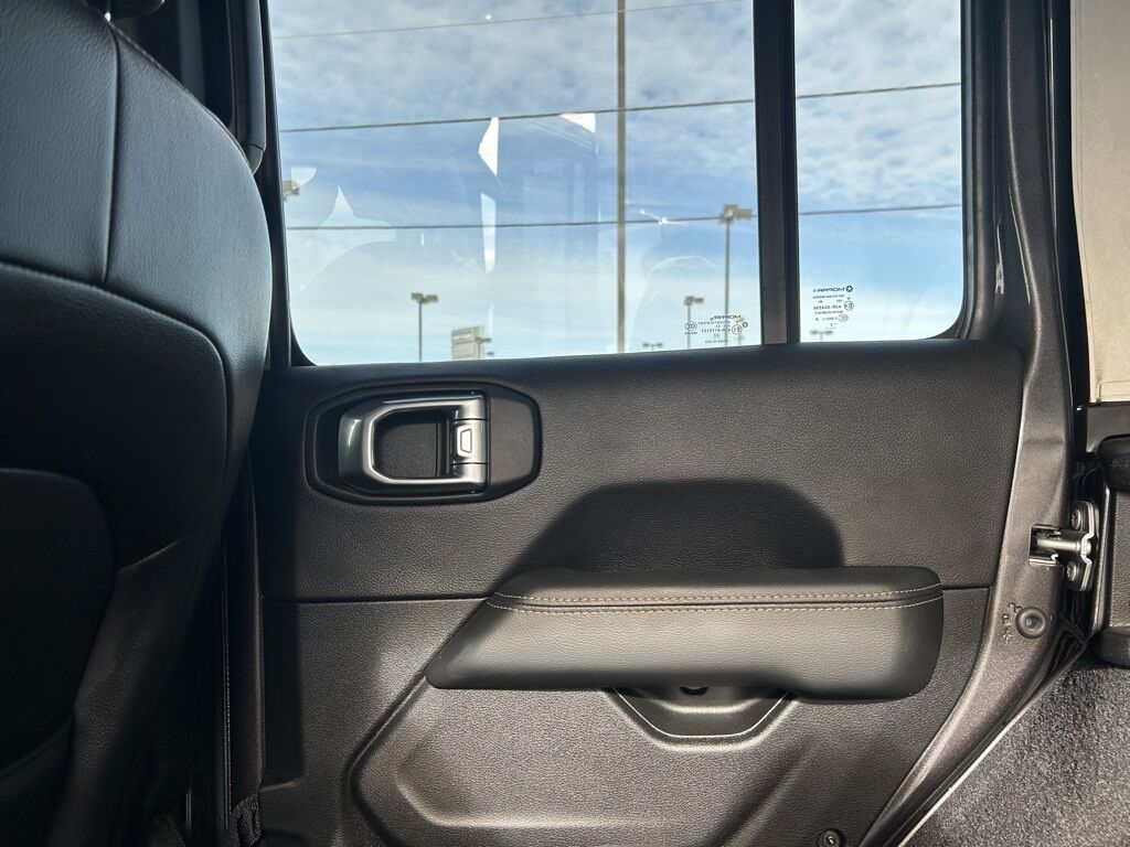 2022 Jeep Wrangler Unlimited Sahara High Altitude 4xe Crestwood KY