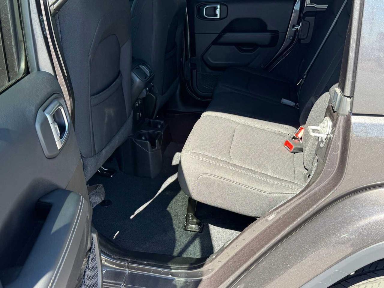 2022 Jeep Wrangler Unlimited Sahara Irving TX