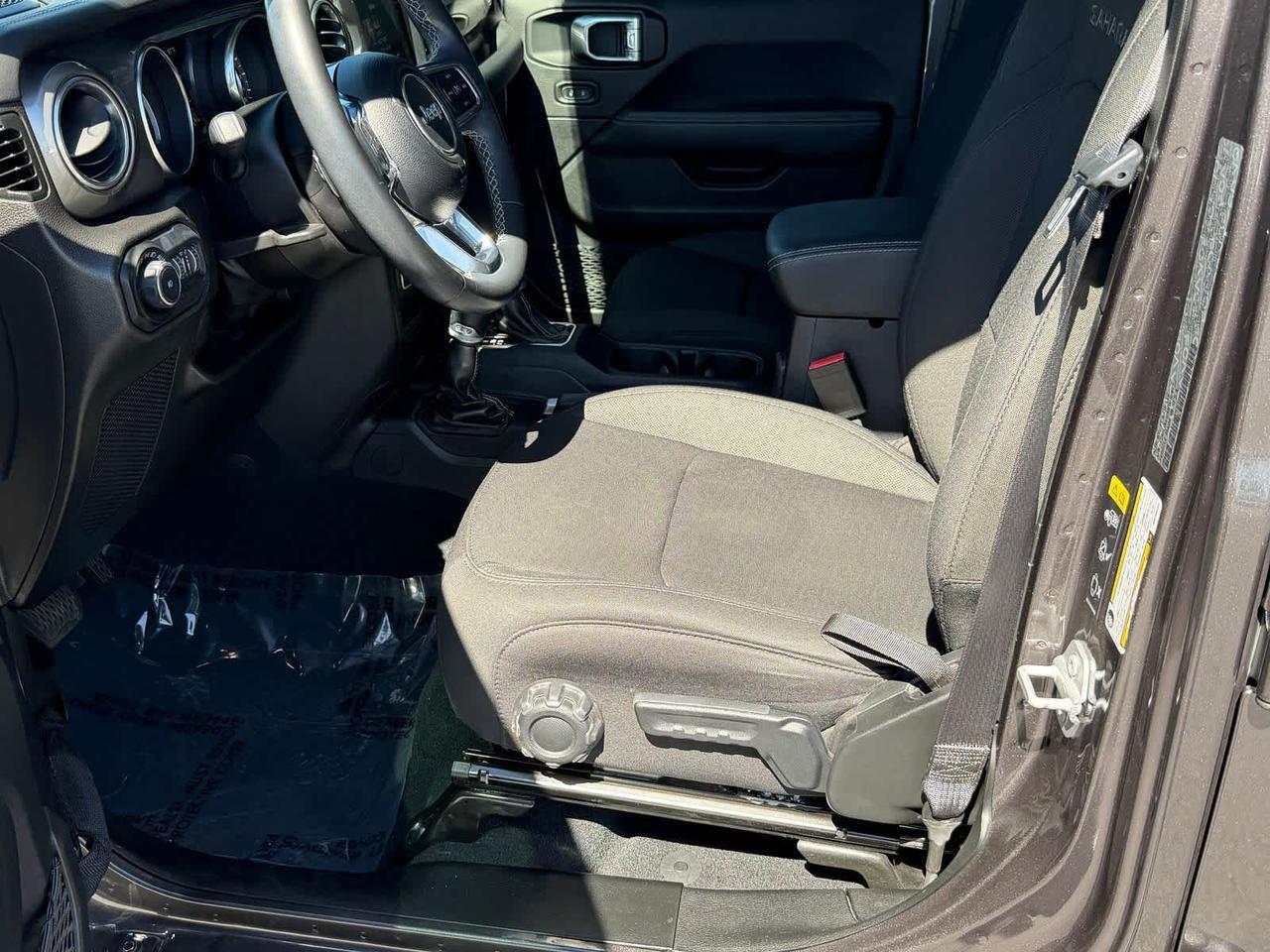 2022 Jeep Wrangler Unlimited Sahara Irving TX