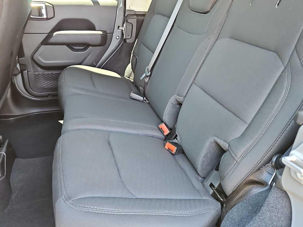 2022 Jeep Wrangler Unlimited Sahara Irving TX