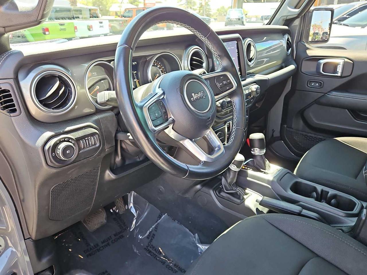 2022 Jeep Wrangler Unlimited Sahara Irving TX