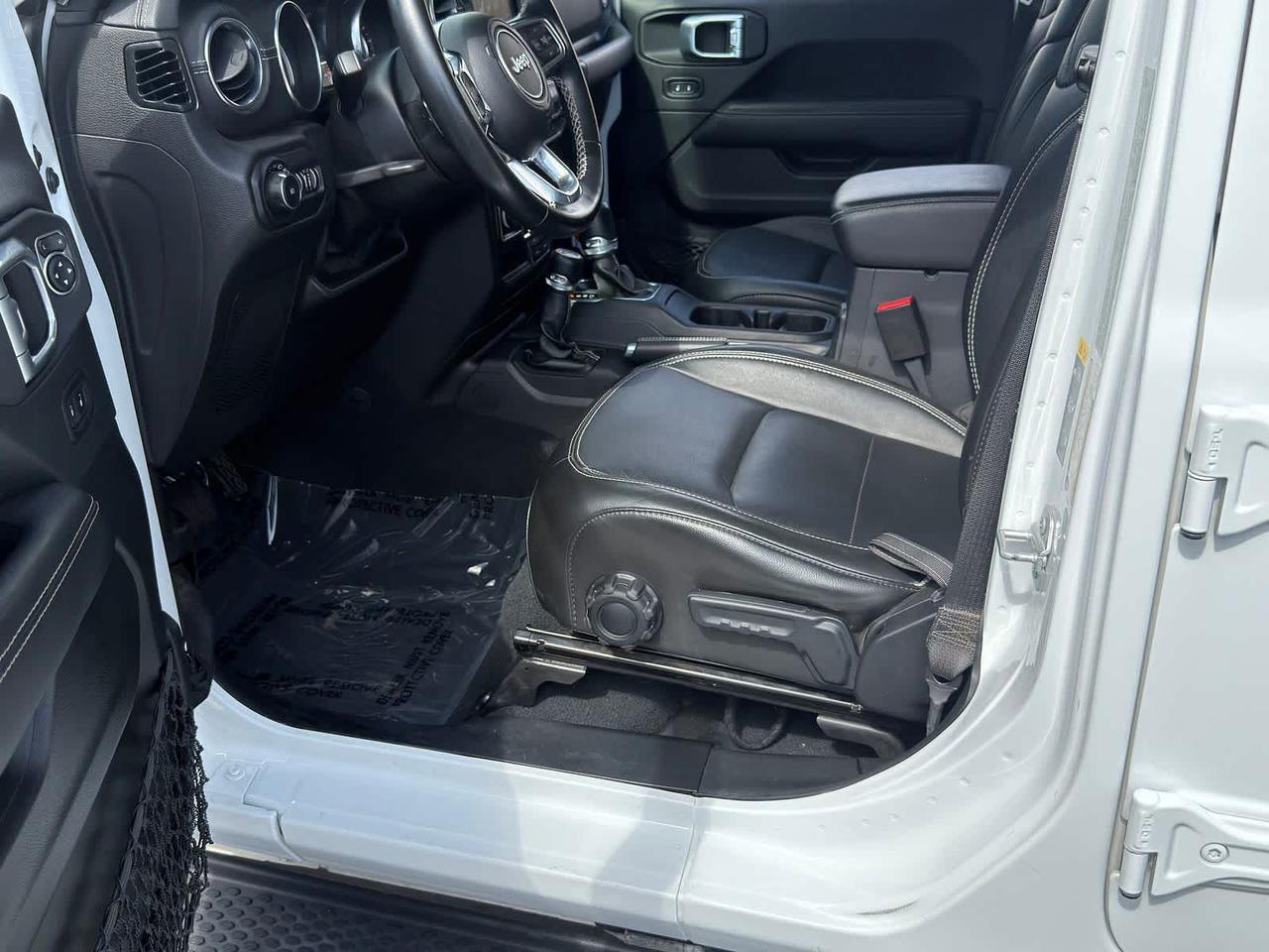 2022 Jeep Wrangler Unlimited Sahara Irving TX