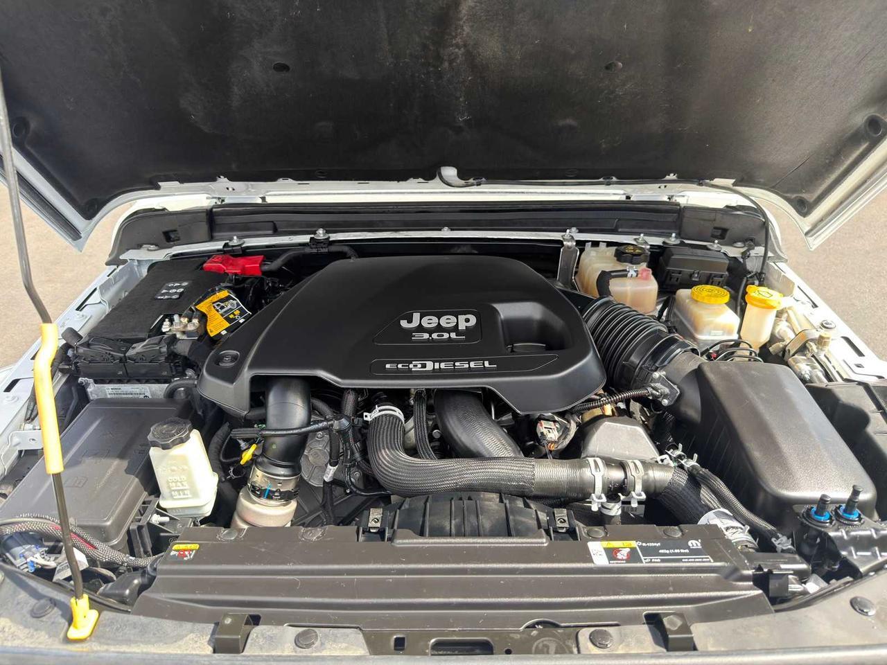 2022 Jeep Wrangler Unlimited Sahara Irving TX