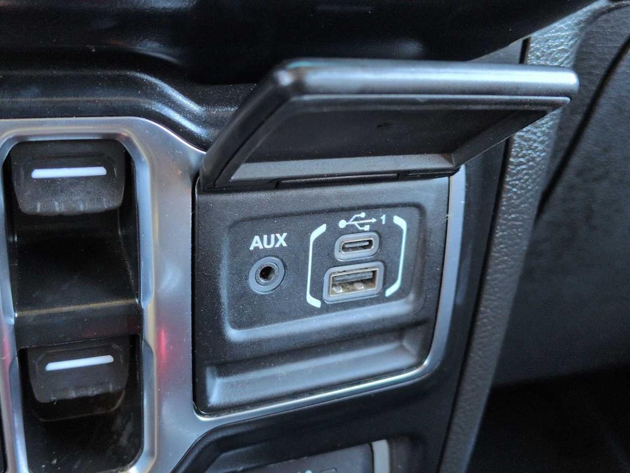 2022 Jeep Wrangler Unlimited Sahara Irving TX