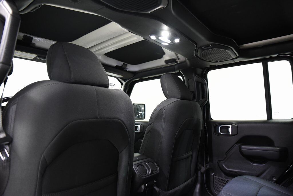 2022 Jeep Wrangler Unlimited Sport Altitude Akron