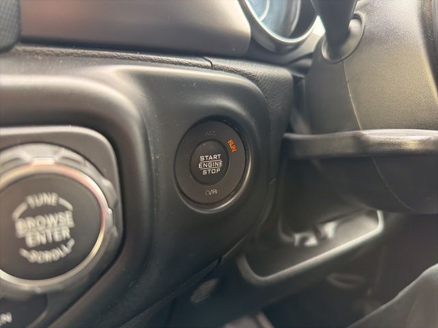 2022 Jeep Wrangler Unlimited Sport RHD Watertown SD