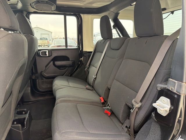 2022 Jeep Wrangler Unlimited Sport RHD Watertown SD