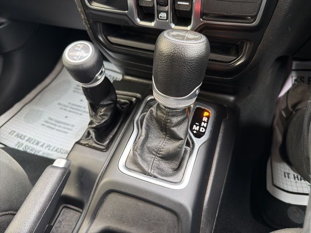 2022 Jeep Wrangler Unlimited Sport RHD Watertown SD