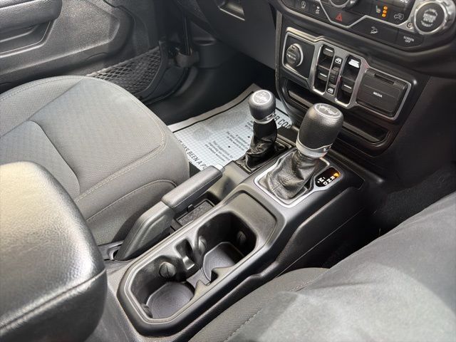 2022 Jeep Wrangler Unlimited Sport RHD Watertown SD