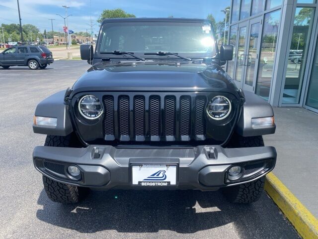 2022 Jeep Wrangler Unlimited Willys Green Bay WI