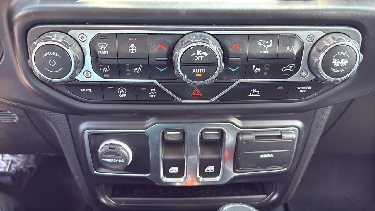 2022 Jeep Wrangler Willys New Braunfels TX