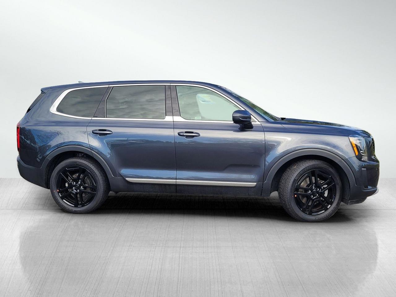 2022 KIA TELLURIDE LX