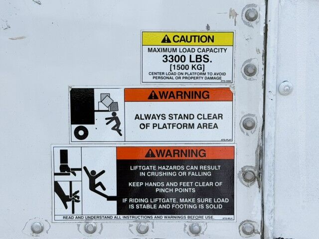 2022 Kenworth T270 26' Dry Box truck with 3,300 lbs. Lift Gate Miami FL
