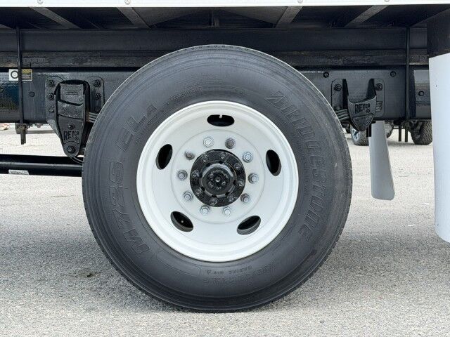 2022 Kenworth T270 26' Dry Box truck with 3,300 lbs. Lift Gate Miami FL