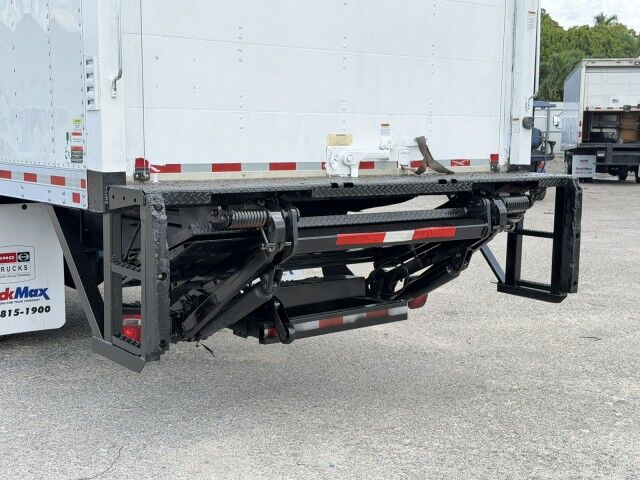 2022 Kenworth T270 26' Dry Box truck with 3,300 lbs. Lift Gate Miami FL