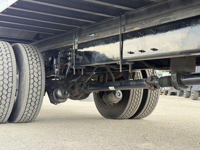2022 Kenworth T270 26' Dry Box truck with 3,300 lbs. Lift Gate Miami FL