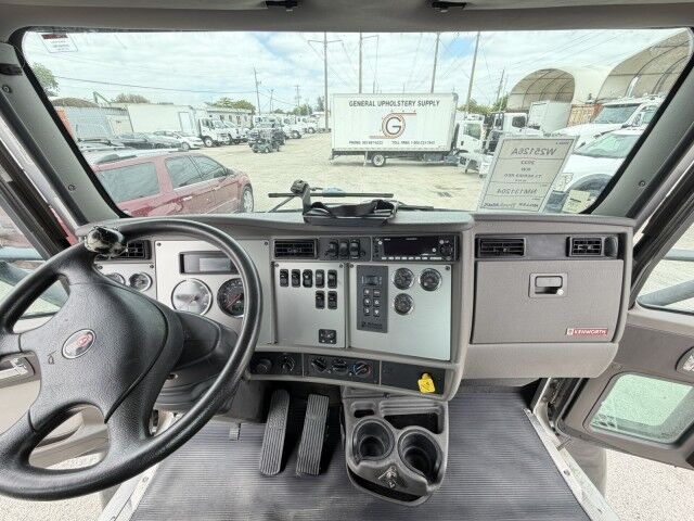 2022 Kenworth T370 30' Miller Chevron 3 Car Rollback Car Carrier Truck Miami FL