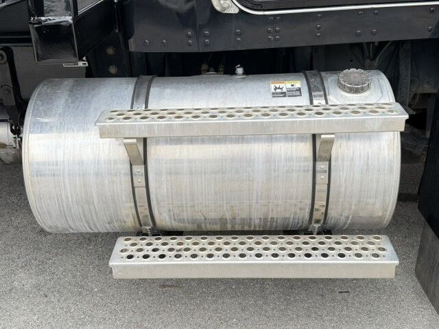 2022 Kenworth T370 30' Miller Chevron 3 Car Rollback Car Carrier Truck Miami FL