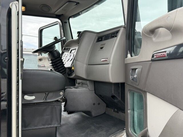 2022 Kenworth T370 30' Miller Chevron 3 Car Rollback Car Carrier Truck Miami FL