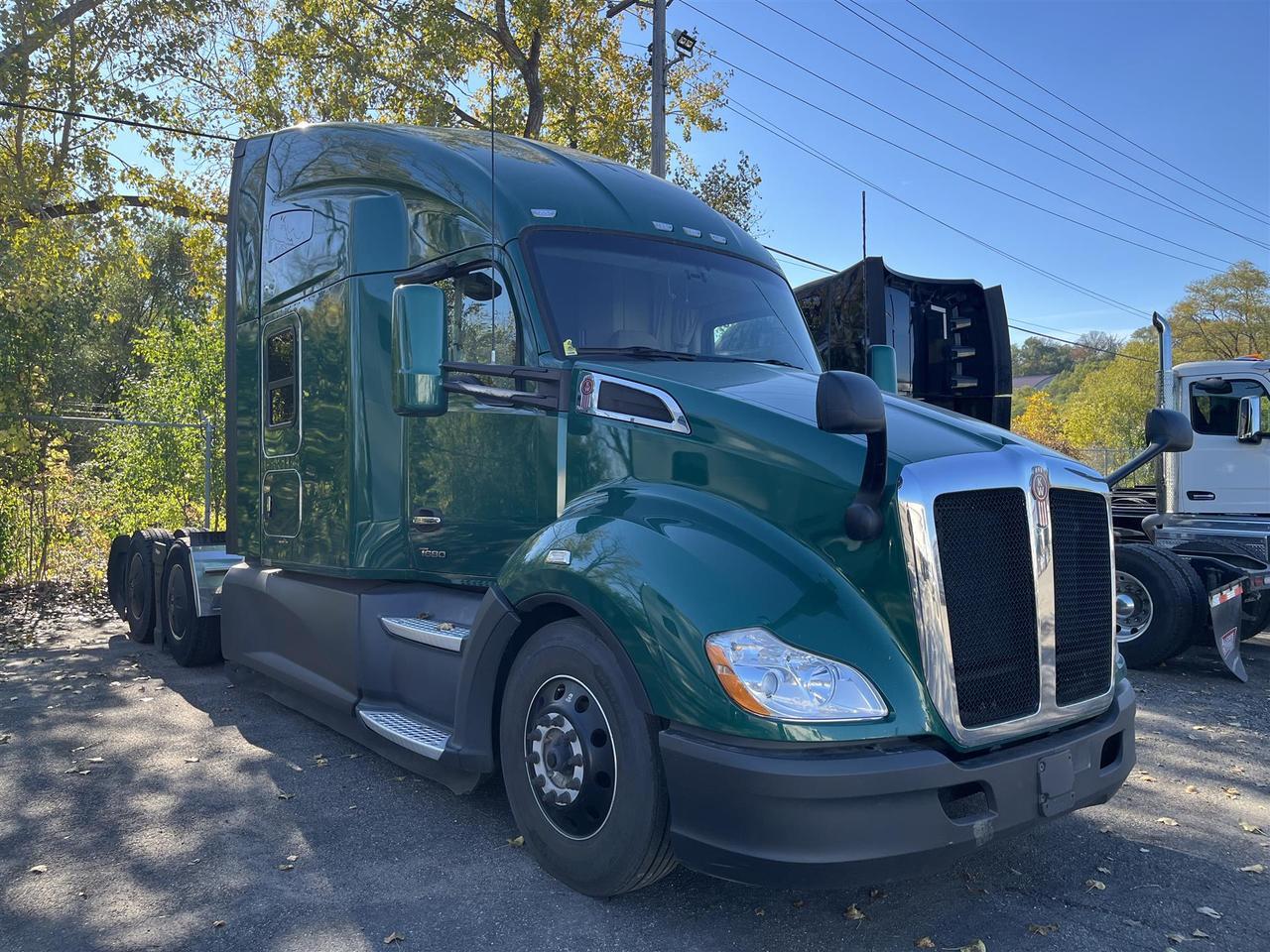2022 Kenworth T680