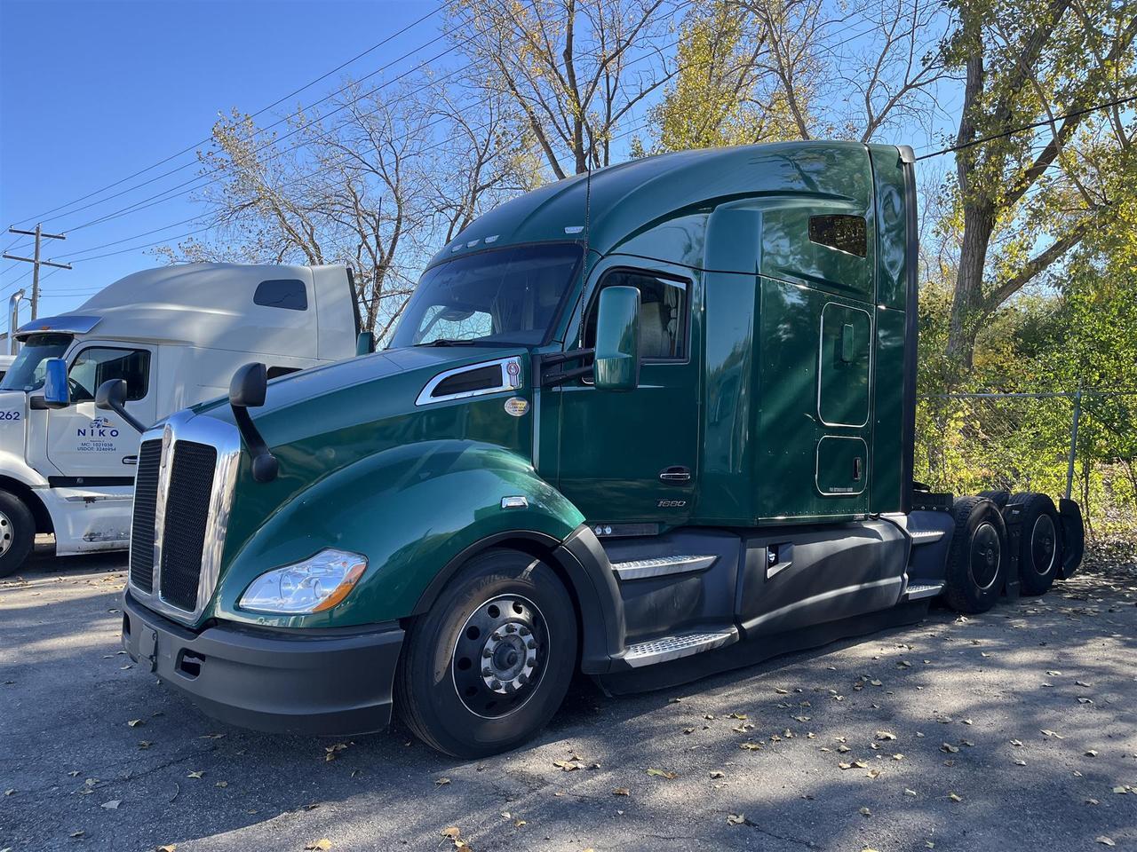 2022 Kenworth T680