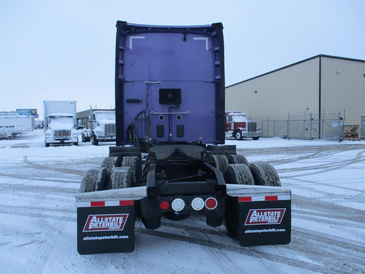 2022 Kenworth T680 Double Bunk Raised Roof Eau Claire WI