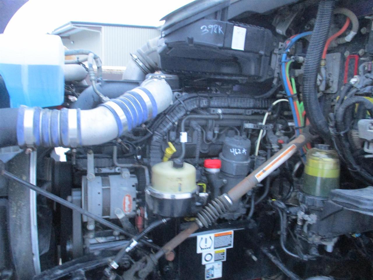 2022 Kenworth T680 Double Bunk Raised Roof Fargo ND