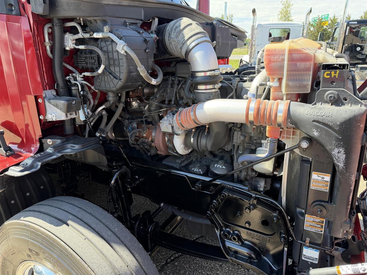 2022 Kenworth T680 in Eau Claire, WI — photo 5