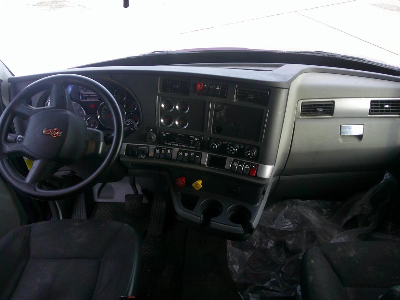 2022 Kenworth T680 - image 11