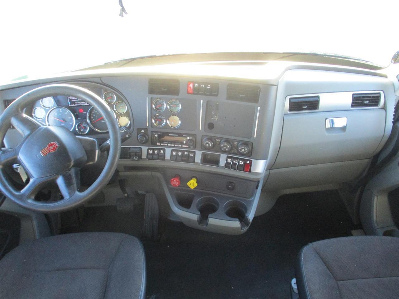 2022 Kenworth T680 Raised Roof Fargo ND