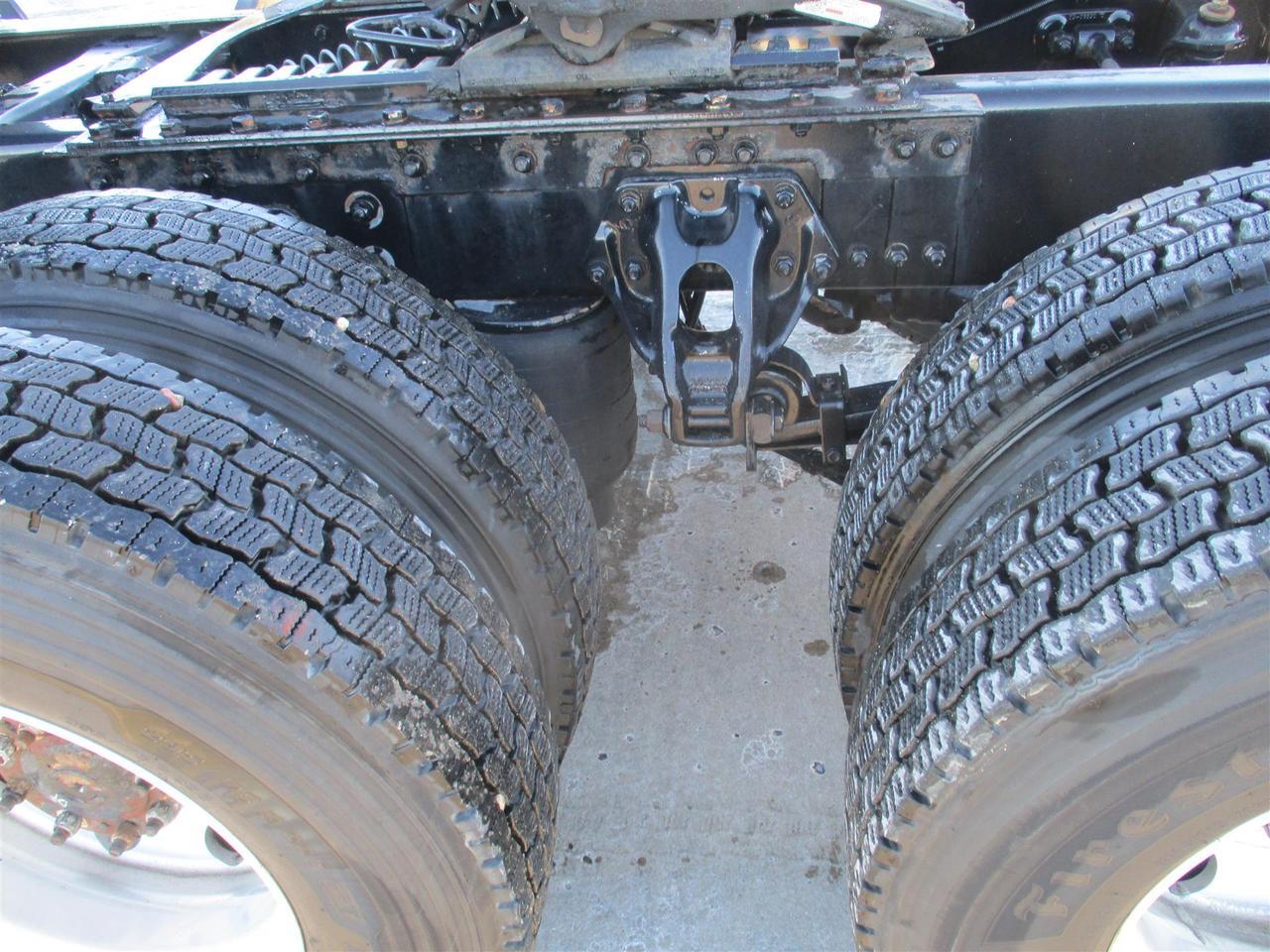 2022 Kenworth T680 Raised Roof Fargo ND