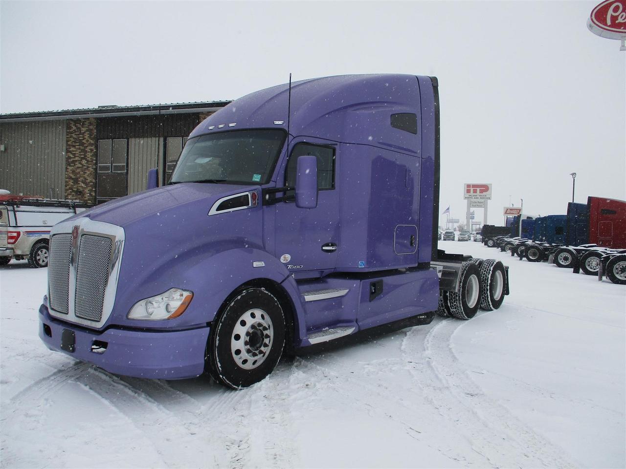 2022 Kenworth T680