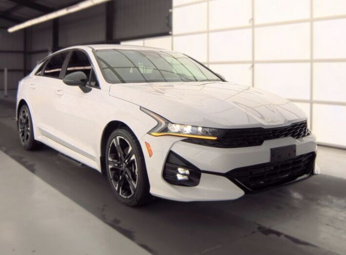 2022 Kia K5