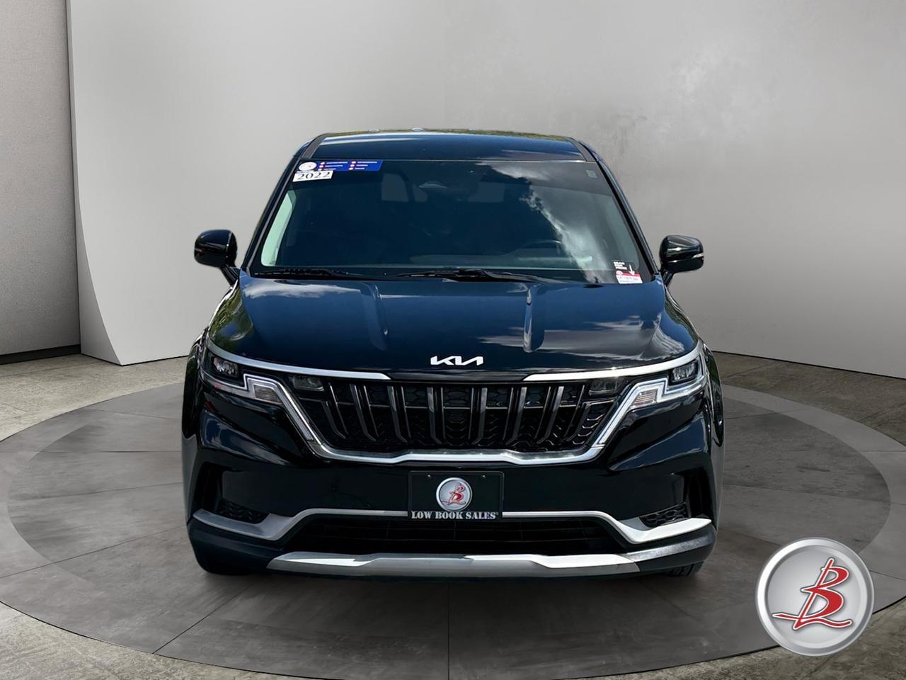 2022 Kia CARNIVAL LXS