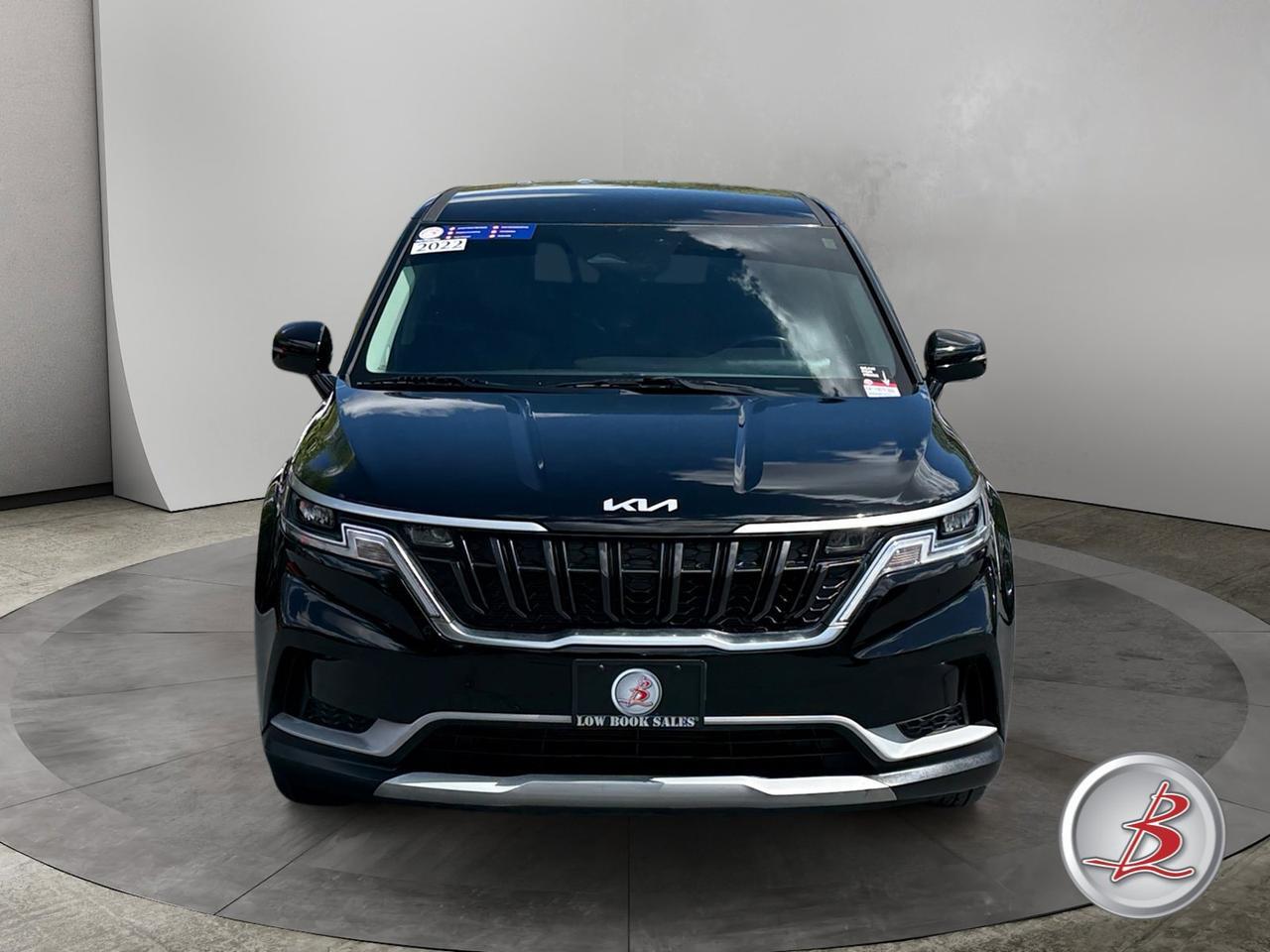 2022 Kia CARNIVAL LXS