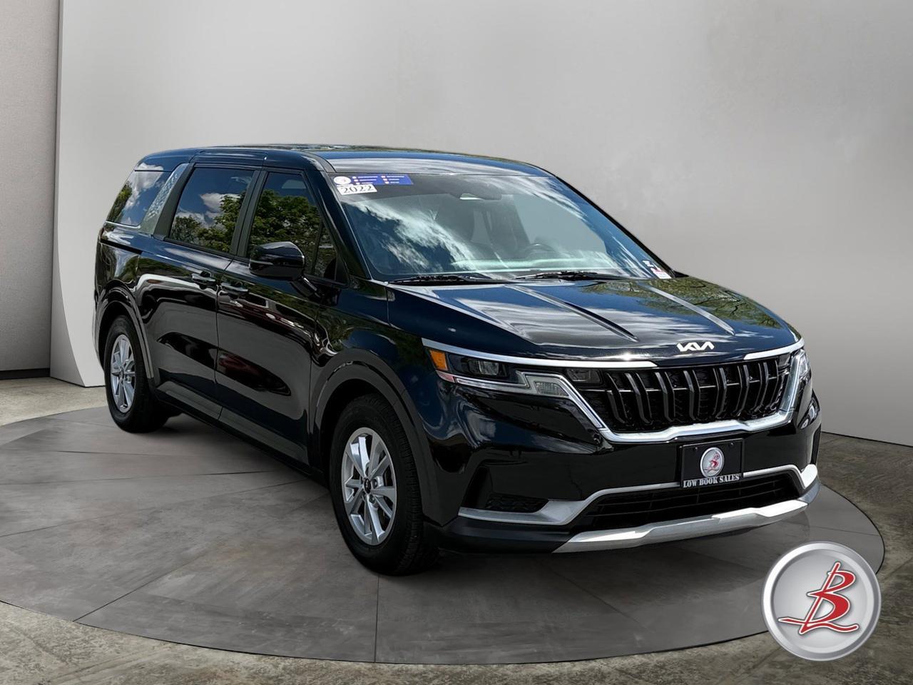 2022 Kia CARNIVAL LXS