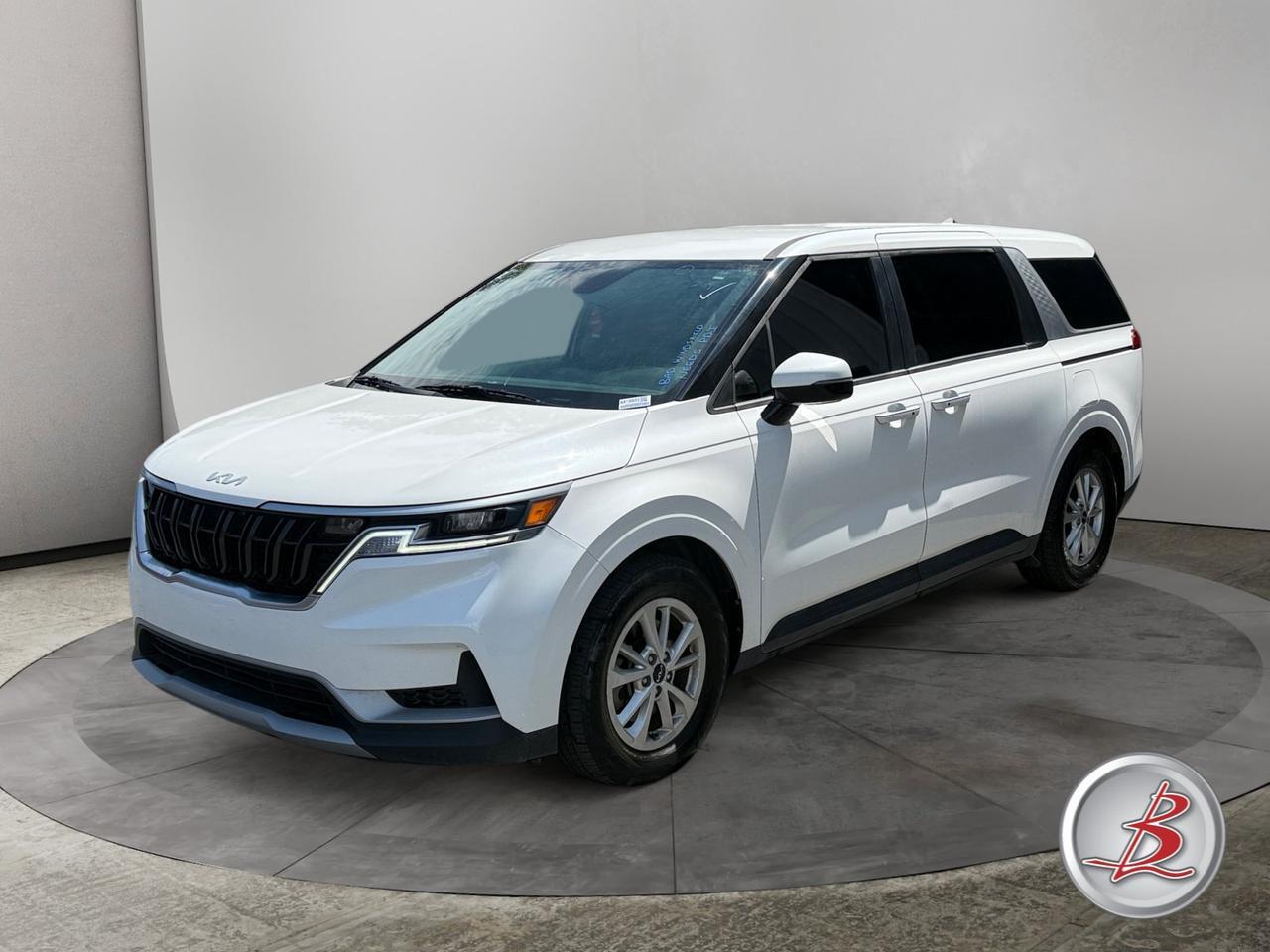 2022 Kia CARNIVAL LXS