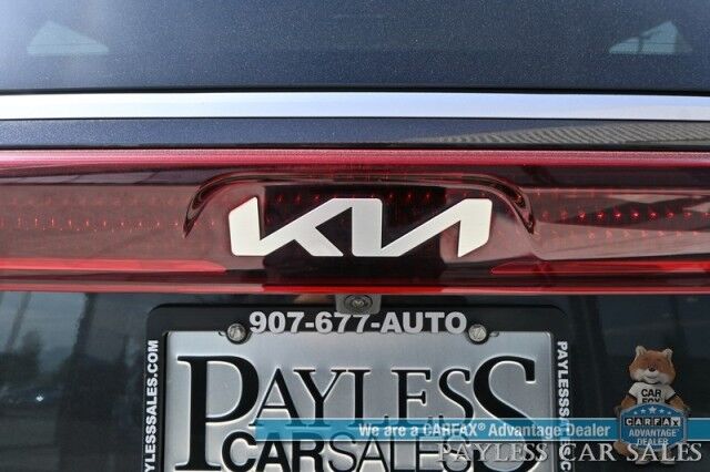 2022 Kia Carnival LX / AutoStart / Power Mirrors, Windows & Locks / Lane Departure & Blind Spot Alert / Apple CarPlay & Android Auto / Bluetooth / Backup Camera / Cruise Control / Block Heater / 3rd Row / Seats 7 / 26 MPG Anchorage AK