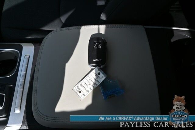 2022 Kia Carnival LX / AutoStart / Power Mirrors, Windows & Locks / Lane Departure & Blind Spot Alert / Apple CarPlay & Android Auto / Bluetooth / Backup Camera / Cruise Control / Block Heater / Third Row / Seats 7 / 26 MPG Anchorage AK