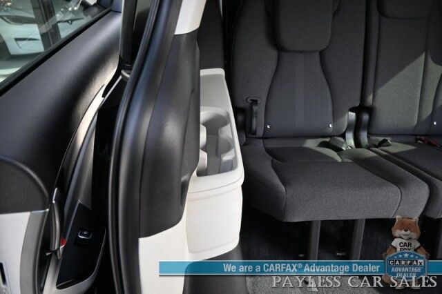 2022 Kia Carnival LX / AutoStart / Power Mirrors, Windows & Locks / Lane Departure & Blind Spot Alert / Apple CarPlay & Android Auto / Bluetooth / Backup Camera / Cruise Control / Block Heater / Third Row / Seats 7 / 26 MPG Anchorage AK