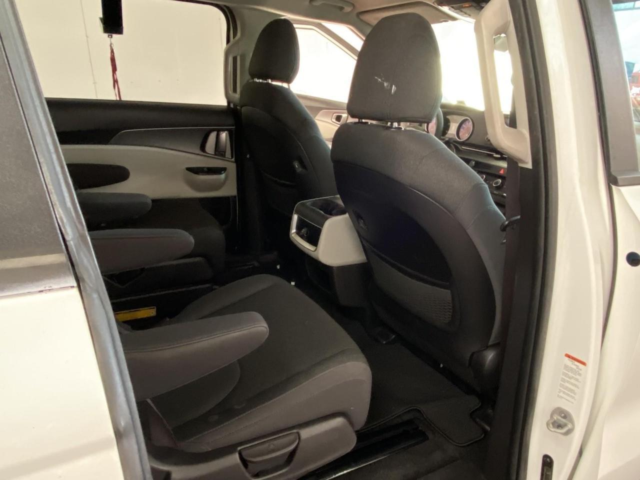 2022 Kia Carnival LX Richmond Hill NY