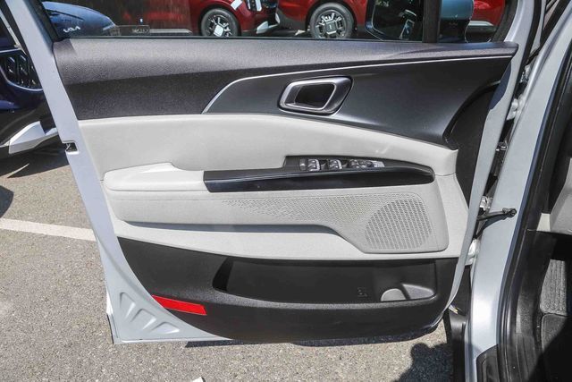 2022 Kia Carnival LX El Monte CA