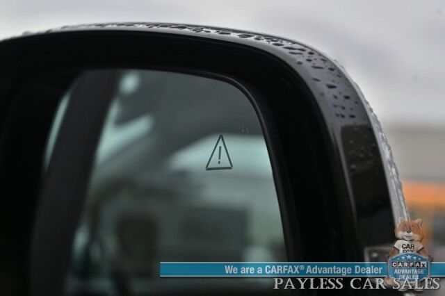 2022 Kia Carnival LXS / Auto Start / Power & Heated Leather Seats / Adaptive Cruise Control / Lane Departure & Blind Spot Alert / Apple CarPlay & Android Auto / Back Up Camera / 3rd Row / Seats 8 / Keyless Entry & Start / 1-Owner Anchorage AK