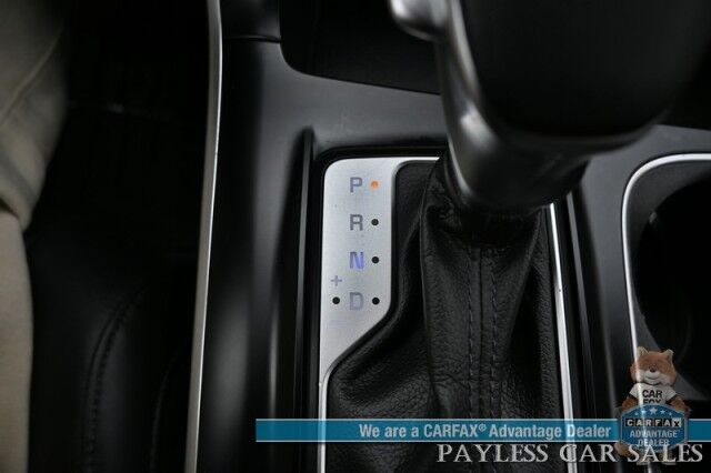2022 Kia Carnival LXS / Auto Start / Power & Heated Leather Seats / Adaptive Cruise Control / Lane Departure & Blind Spot Alert / Apple CarPlay & Android Auto / Back Up Camera / 3rd Row / Seats 8 / Keyless Entry & Start / 1-Owner Anchorage AK
