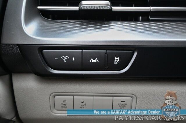 2022 Kia Carnival LXS / Auto Start / Power & Heated Leather Seats / Adaptive Cruise Control / Lane Departure & Blind Spot Alert / Apple CarPlay & Android Auto / Back Up Camera / 3rd Row / Seats 8 / Keyless Entry & Start / 1-Owner Anchorage AK