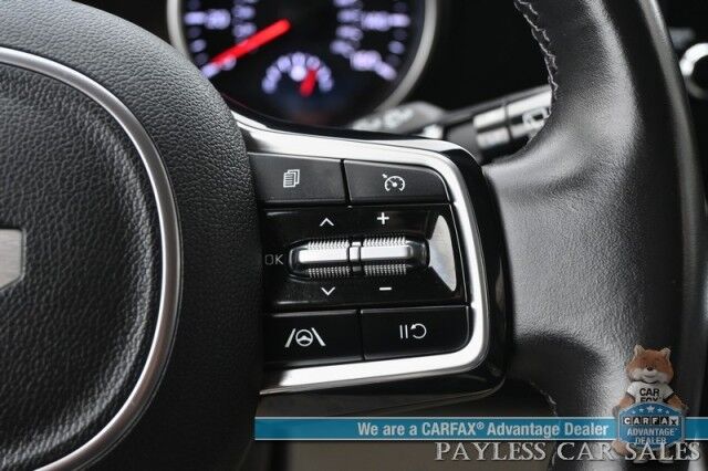 2022 Kia Carnival LXS / Auto Start / Power & Heated Leather Seats / Adaptive Cruise Control / Lane Departure & Blind Spot Alert / Apple CarPlay & Android Auto / Back Up Camera / 3rd Row / Seats 8 / Keyless Entry & Start / 1-Owner Anchorage AK