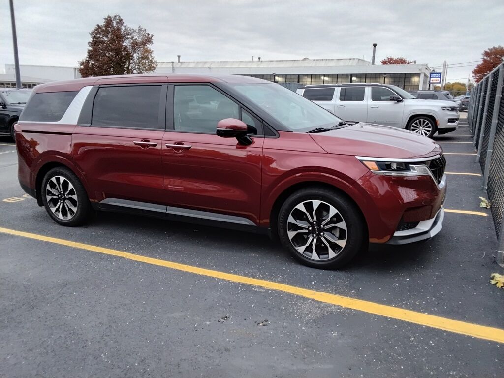 2022 Kia Carnival MPV EX Akron OH