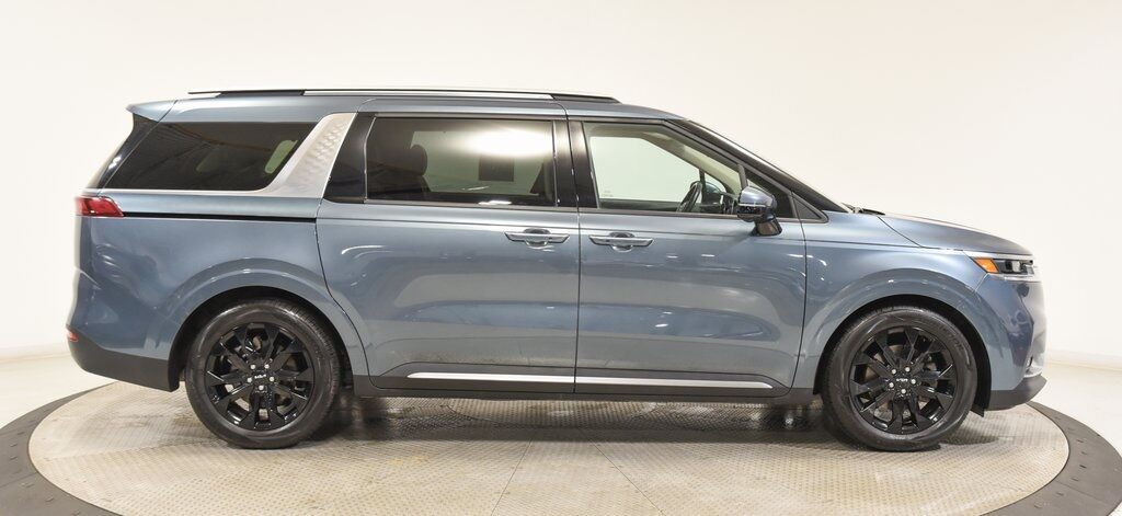 2022 Kia Carnival SX Akron OH