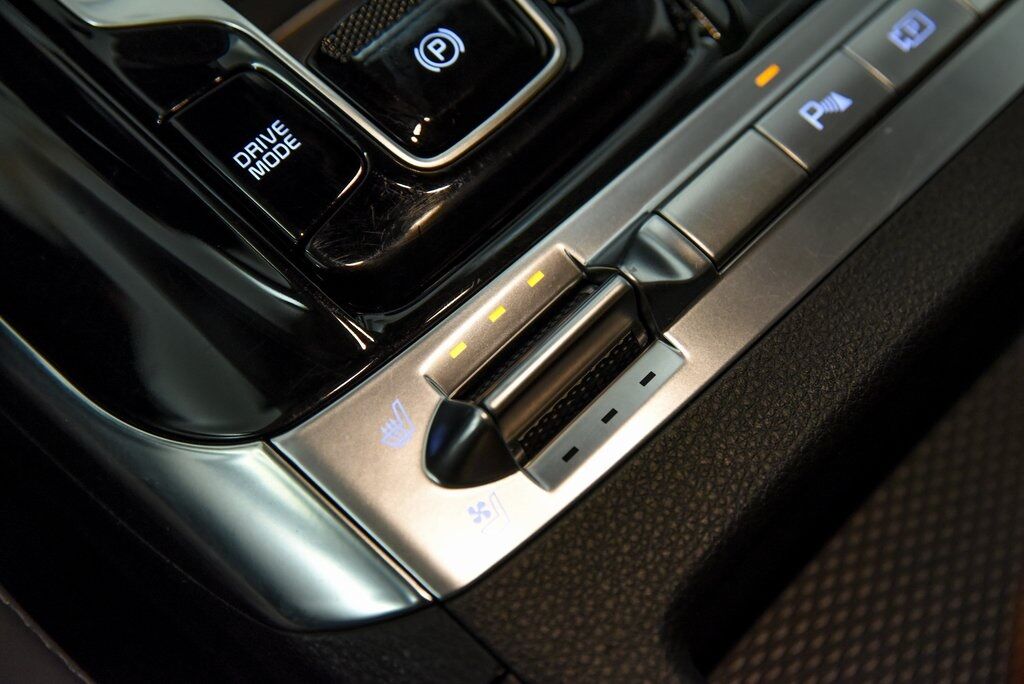 2022 Kia Carnival SX Akron OH